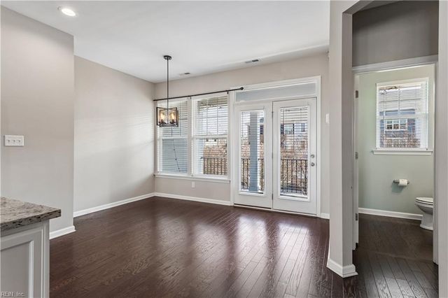 513 Violet CT, Newport News, VA 23602