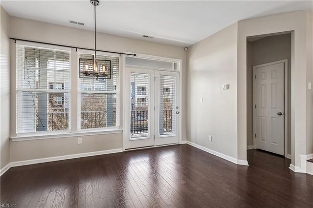 513 Violet CT, Newport News, VA 23602