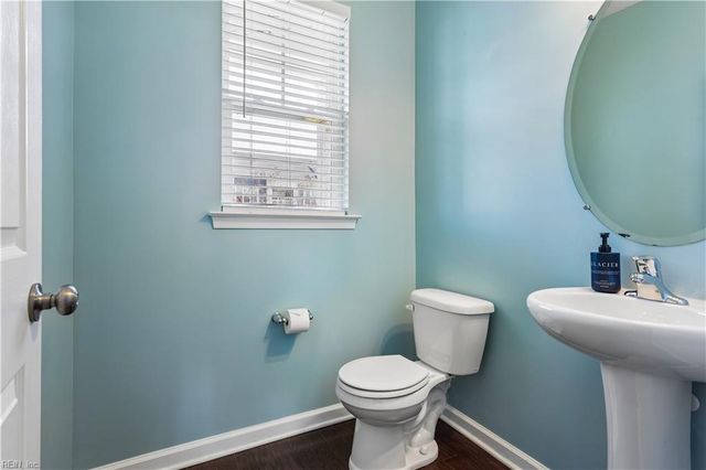 513 Violet CT, Newport News, VA 23602