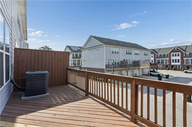 513 Violet CT, Newport News, VA 23602