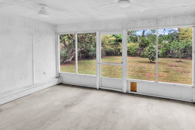 9614 Kings Grant Dr., Murrells Inlet, SC 29576