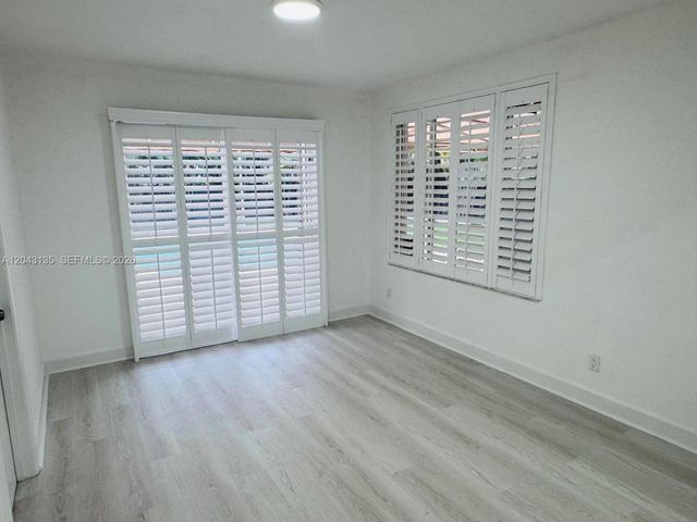 2271 SW 30th Ter, Fort Lauderdale, FL 33312