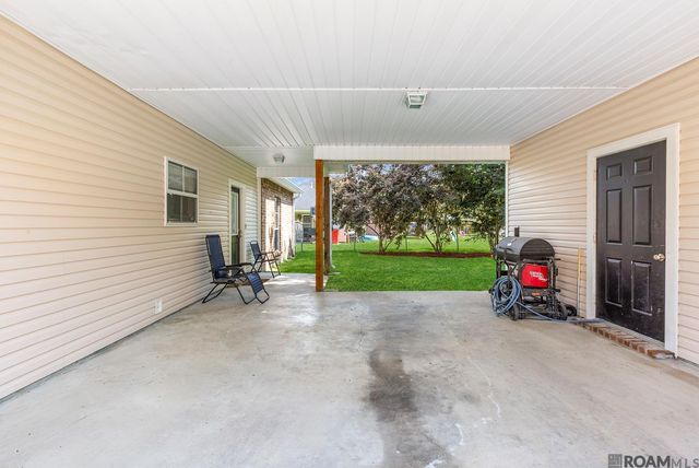 36059 Cheray Dr, Denham Springs, LA 70706