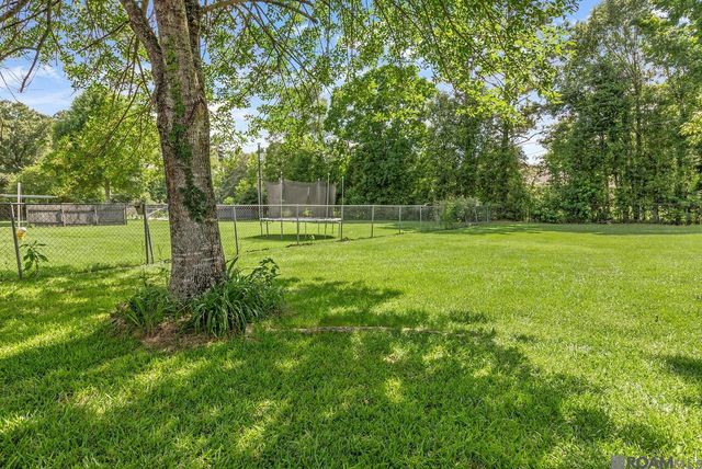 36059 Cheray Dr, Denham Springs, LA 70706
