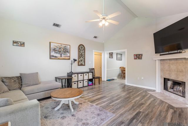 36059 Cheray Dr, Denham Springs, LA 70706