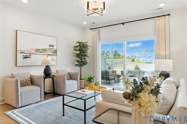 6712 Oasis Breeze Ln, Midlothian, VA 23112