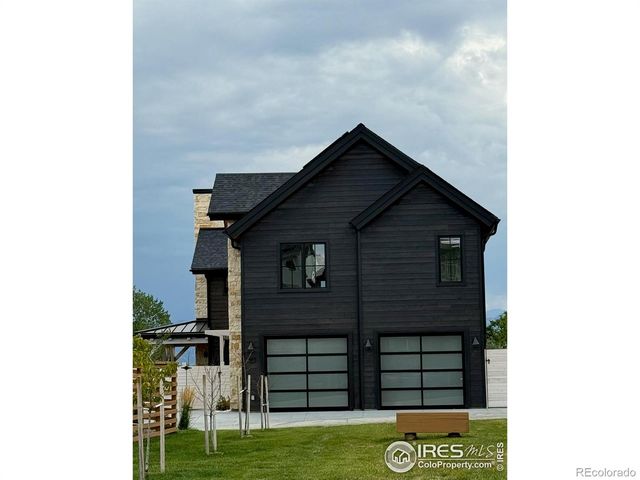 917 Latigo Loop, Lafayette, CO 80026