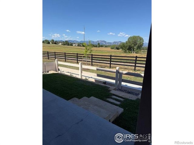 917 Latigo Loop, Lafayette, CO 80026