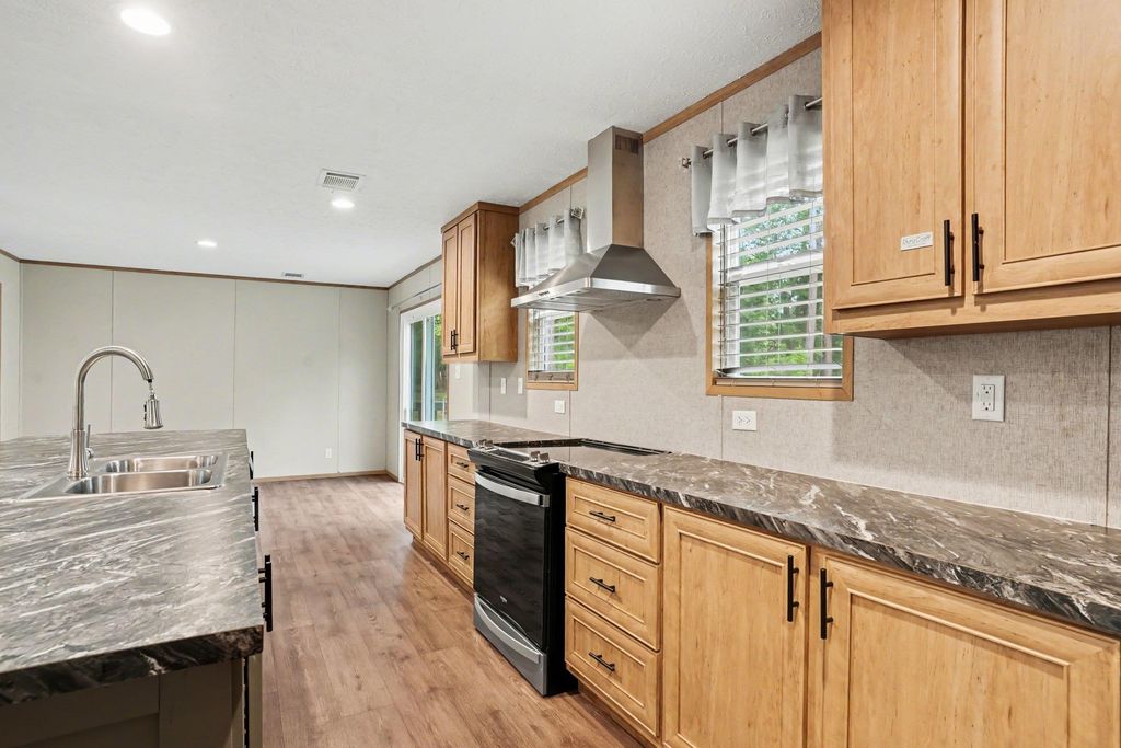 335 Ridgewood Dr. NW, Calabash, NC 28467 — photo 2