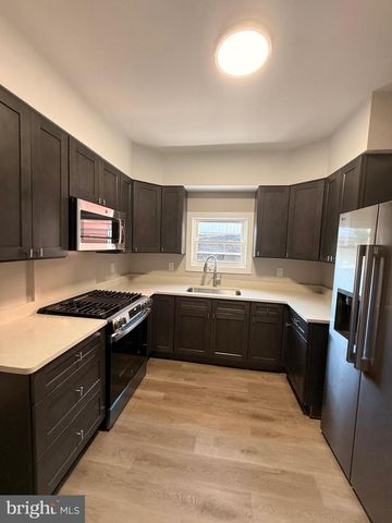 421 DIVISION ST, Trenton, NJ 08611