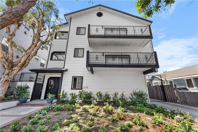 755 Gaviota Avenue, Long Beach, CA 90813