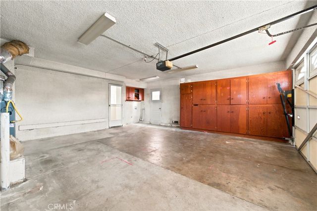 20232 Gifford Street, Winnetka, CA 91306