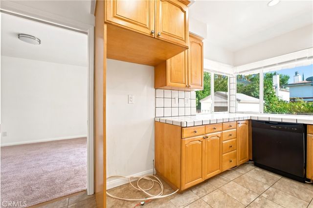 20232 Gifford Street, Winnetka, CA 91306