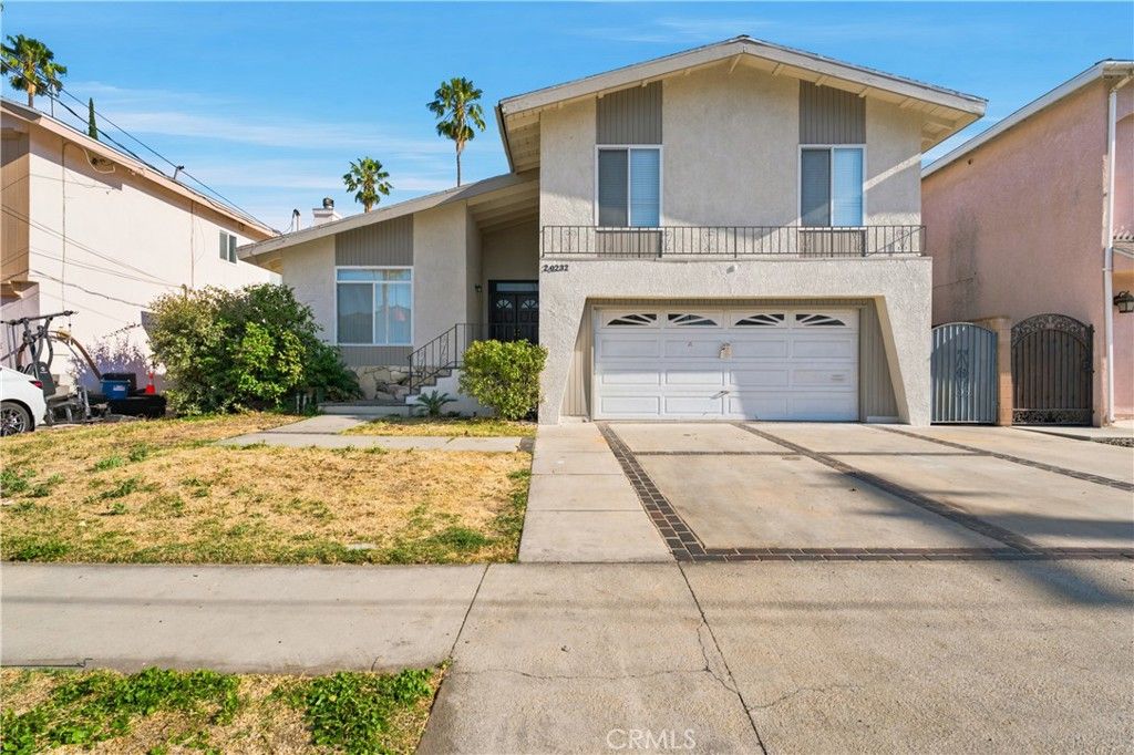 20232 Gifford Street, Winnetka, CA 91306