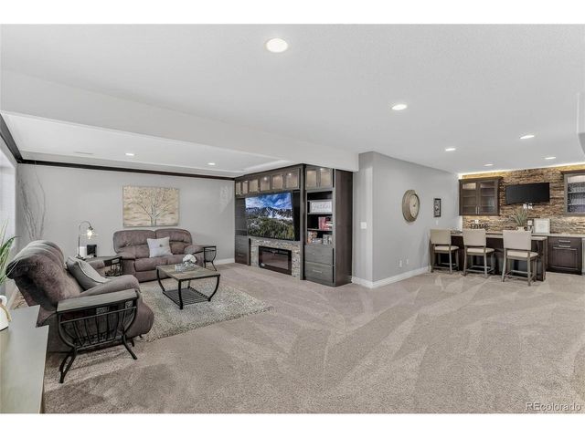 56 Blue Heron Dr, Thornton, CO 80241