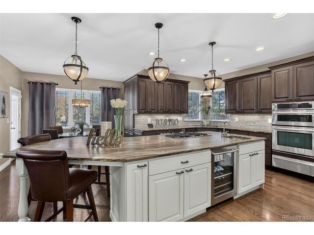 56 Blue Heron Dr, Thornton, CO 80241