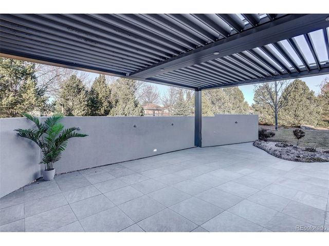 56 Blue Heron Dr, Thornton, CO 80241