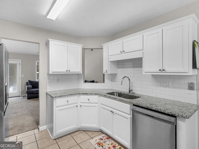 479 Lakeshore Drive, Stockbridge, GA 30281