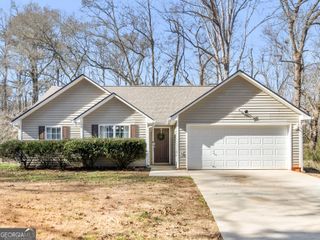 479 Lakeshore Drive, Stockbridge, GA 30281
