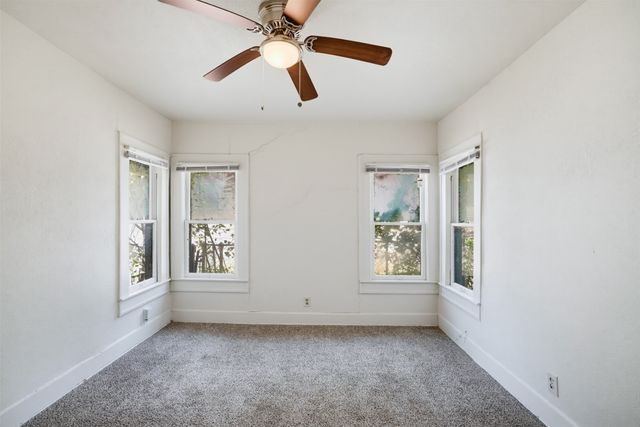 817 Marion Avenue, Fort Worth, TX 76104