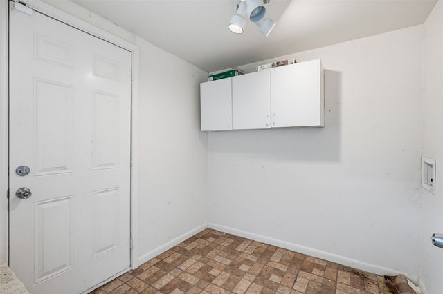 817 Marion Avenue, Fort Worth, TX 76104