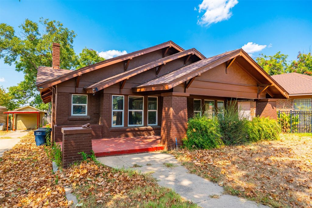 817 Marion Avenue, Fort Worth, TX 76104 — photo 2