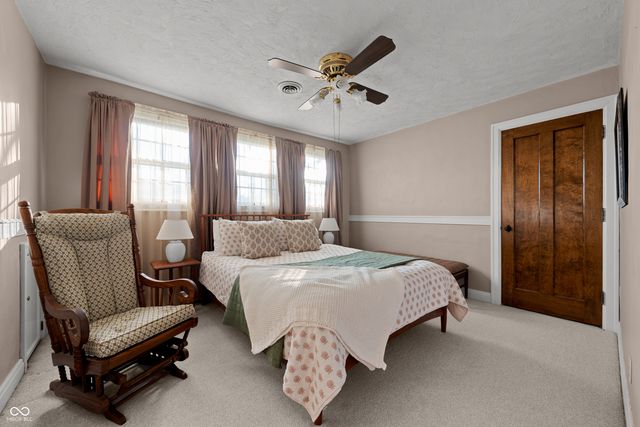 2706 W Petty Road, Muncie, IN 47304