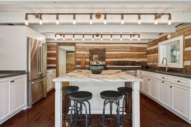 2060 Old Hillsboro Rd, Franklin, TN 37064