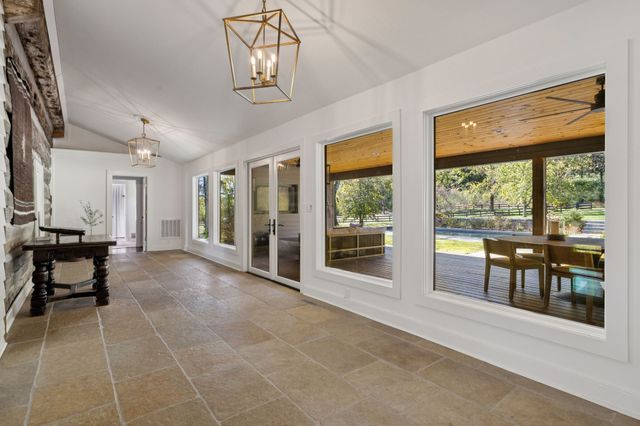 2060 Old Hillsboro Rd, Franklin, TN 37064