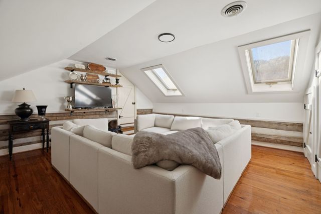 2060 Old Hillsboro Rd, Franklin, TN 37064