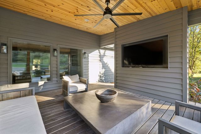 2060 Old Hillsboro Rd, Franklin, TN 37064