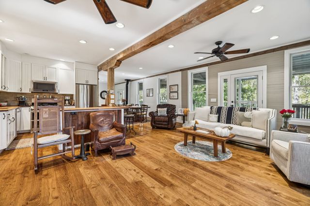 2060 Old Hillsboro Rd, Franklin, TN 37064