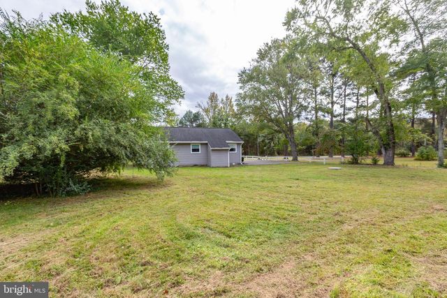 343 FOREST LANE RD, Fredericksburg, VA 22405