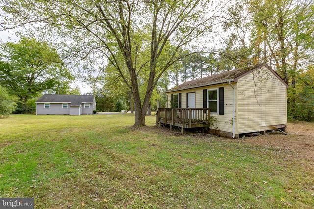 343 FOREST LANE RD, Fredericksburg, VA 22405