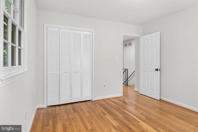 6814 GREY FOX DR, Springfield, VA 22152