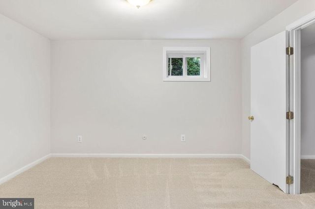 6814 GREY FOX DR, Springfield, VA 22152
