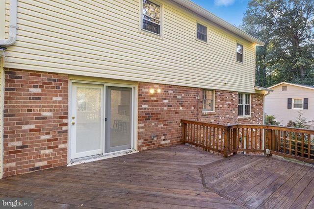 6814 GREY FOX DR, Springfield, VA 22152