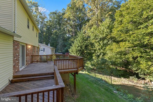 6814 GREY FOX DR, Springfield, VA 22152