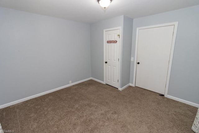 2327 Scalesville Road, Summerfield, NC 27358