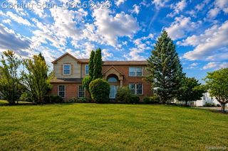 4433 Brighton Drive, Grand Blanc Charter Township, MI 48439
