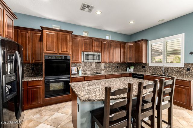 5022 W EL CORTEZ Trail, Phoenix, AZ 85083