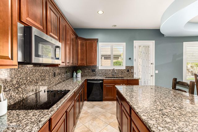 5022 W EL CORTEZ Trail, Phoenix, AZ 85083