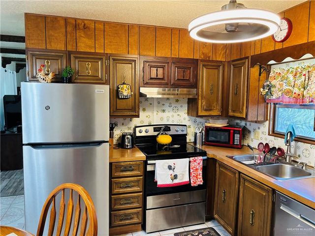 204 Fernando Street, Mercedes, TX 78570