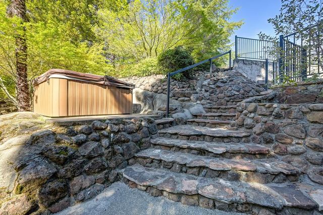 3966 Rawhide Rd, Rocklin, CA 95677