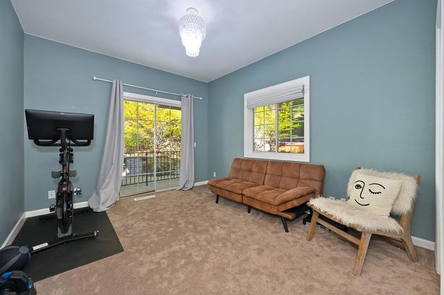 3966 Rawhide Rd, Rocklin, CA 95677