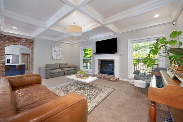 3966 Rawhide Rd, Rocklin, CA 95677