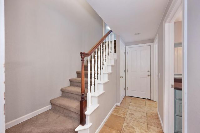 3966 Rawhide Rd, Rocklin, CA 95677