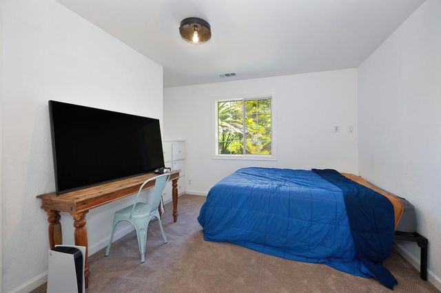 3966 Rawhide Rd, Rocklin, CA 95677