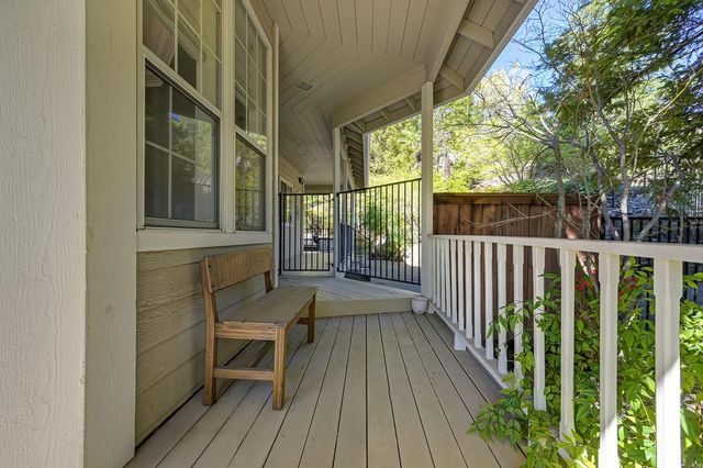 3966 Rawhide Rd, Rocklin, CA 95677