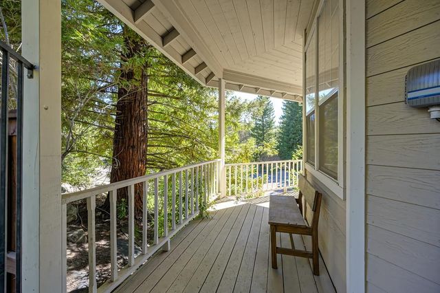 3966 Rawhide Rd, Rocklin, CA 95677